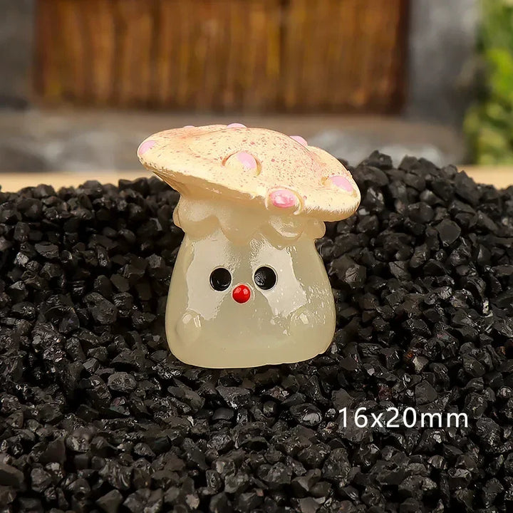 6PCS Miniatures Cartoon Mushrooms Fairy Garden Decoration Luminous Mini Cute Mushroom Moss Micro Landscape Accessories